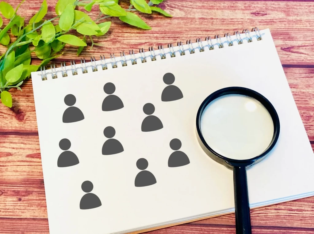 虫眼鏡で適性を見る画像